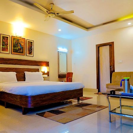 Fabhotel Kanchan Plaza Bhubaneswar Exterior photo